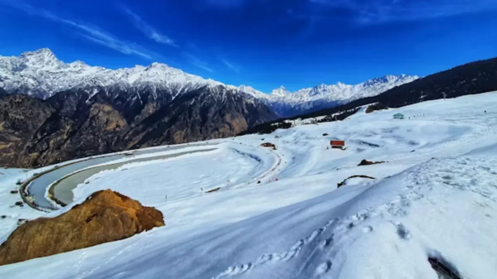 Auli hill station uttarakhand