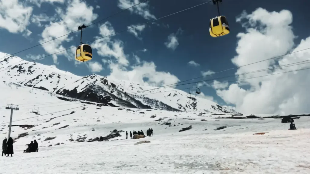 Top Places To See Snowfall In India